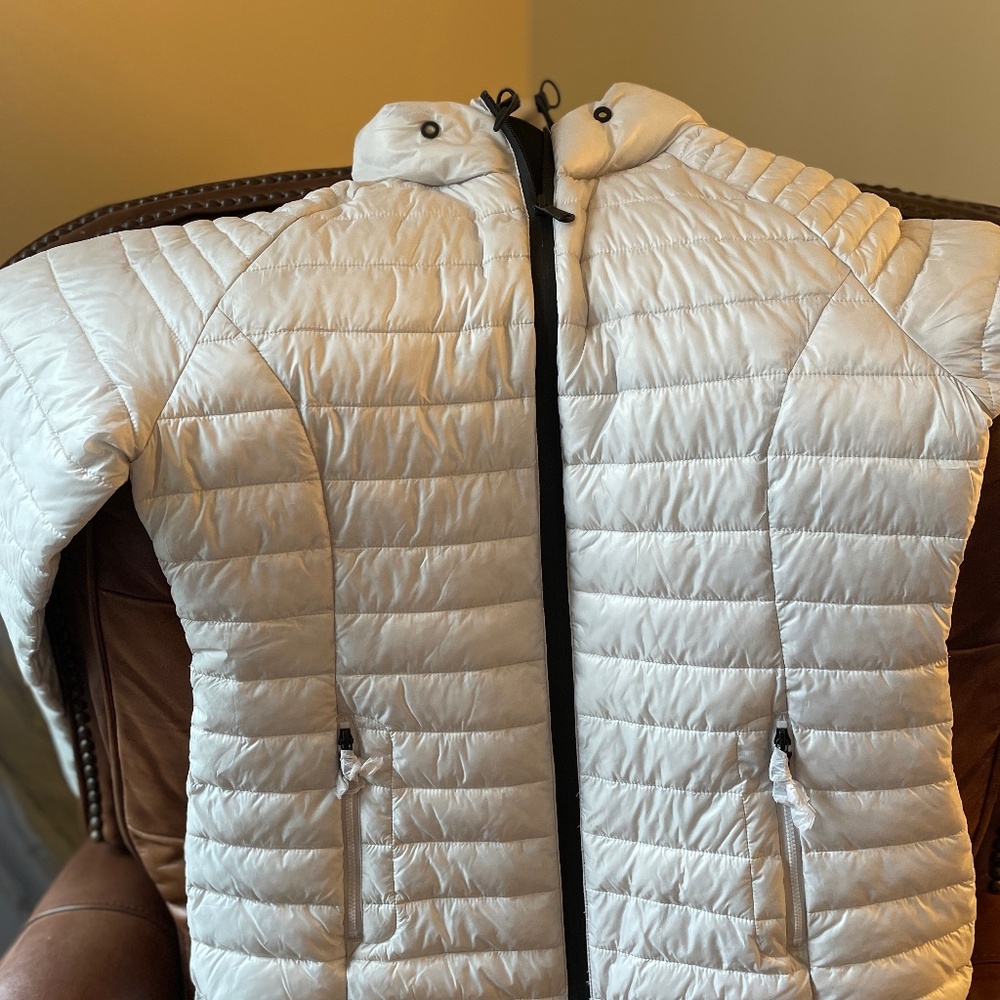 Women’s Pajar Puffer jacket (packable) NWT